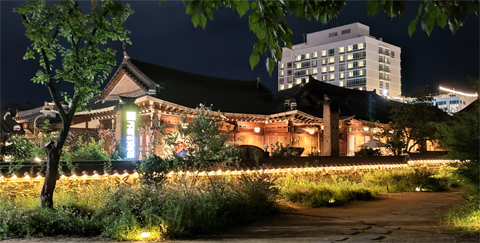 Jeonju - tradition and modernity